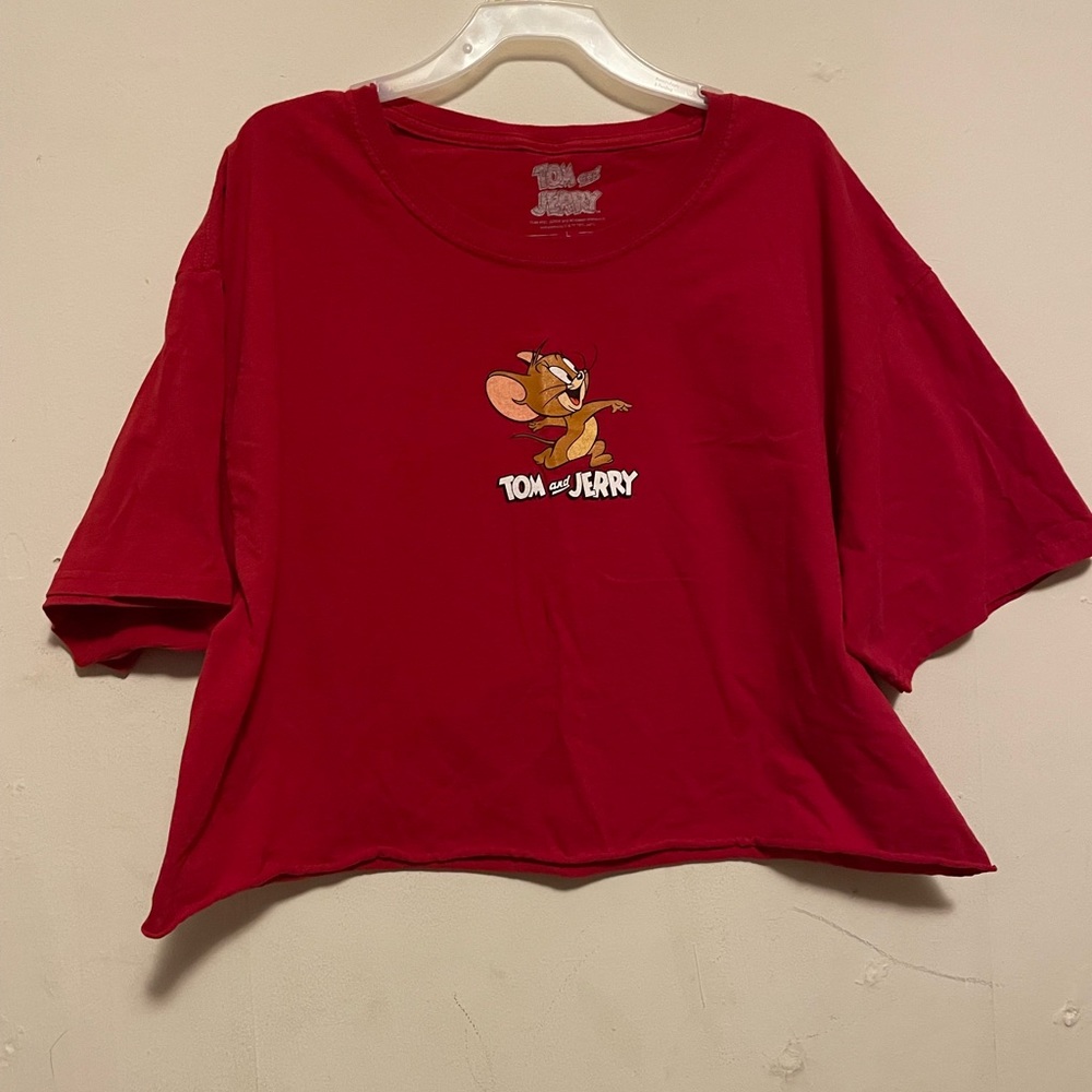 Tom and Jerry Graphic Red Oversized Cropped T-Shirt